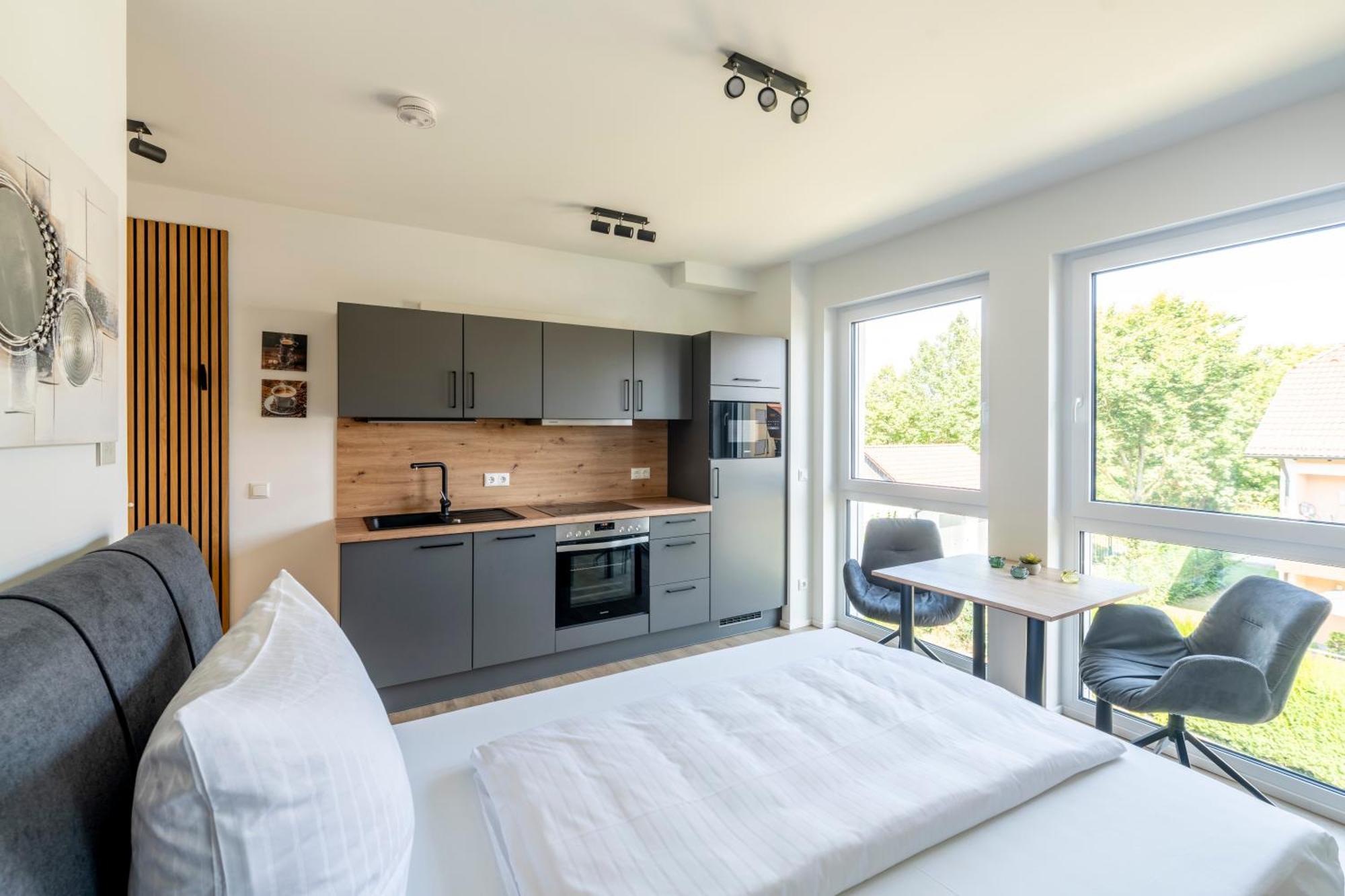 Vr-Serviced Apartments Wuerzburg Estenfeld Екстер'єр фото
