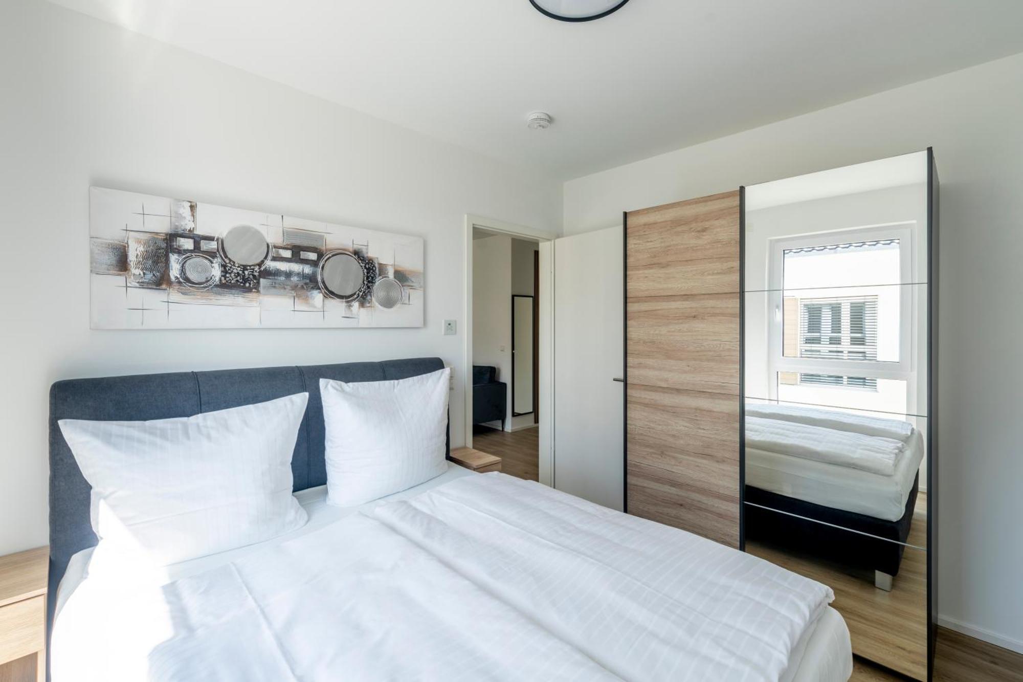 Vr-Serviced Apartments Wuerzburg Estenfeld Екстер'єр фото